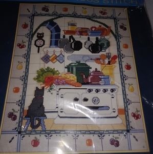 New Old Stock 1986 Sunset Cross Stitch Cat In Kitchen Wood Stove Kitty Clock
